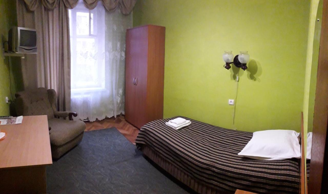 Kolos Hotel Obolon Kyiv Exterior photo